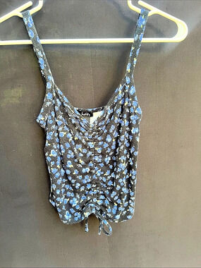 Justify Floral Ruched Tank Top in Black & Blue Size Medium